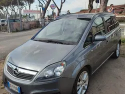 Usata 2006 Opel Zafira Monovolume | 2500 € (Buon prezzo)