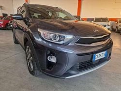 Grigio Usata 2020 Kia Stonic Style SUV | 11.990 € (Buon prezzo)