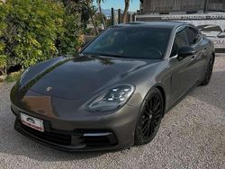 Grigio Usata 2017 Porsche Panamera Tre volumi | 58.900 € (Molto cara)