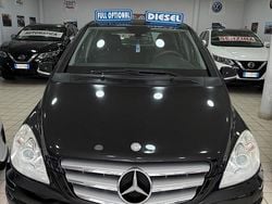 Nero Usata 2011 Mercedes B180 Premium Monovolume | 4500 € (Buon prezzo)