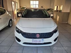 Bianco Usata 2019 Fiat Tipo Easy Tre volumi | 6500 € (Buon prezzo)