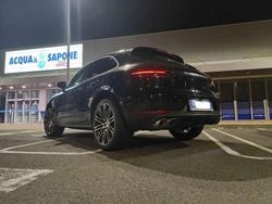 Nero Usata 2016 Porsche Macan S SUV | 38.500 € (Molto cara)
