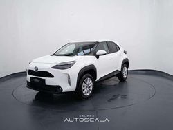 Bianco Nuova 2025 Toyota Yaris Cross Business Edition SUV | 24.990 € (Buon prezzo)