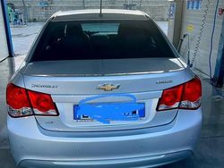 Grigio Usata 2011 Chevrolet Cruze Tre volumi | 2800 € (Buon prezzo)