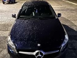 Usata 2017 Mercedes A180 Tre volumi | 14.500 € (Buon prezzo)