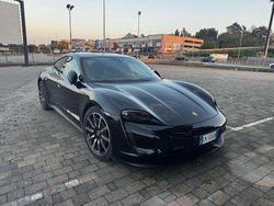 Nero Usata 2021 Porsche Taycan Performance Package Tre volumi | 66.500 € (Buon prezzo)