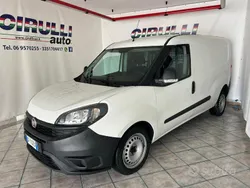 Bianco pastello Usata 2021 Fiat Doblò Easy Monovolume | 12.213 € (Buon prezzo)