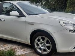 Usata 2013 Alfa Romeo Giulietta Tre volumi | 7000 € (Cara)