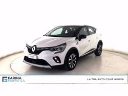 Bianco tetto nero Usata 2021 Renault Captur Intens SUV | 16.400 € (Buon prezzo)