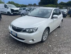 Bianco Usata 2010 Subaru Impreza Tre volumi | 4990 € (Super prezzo)