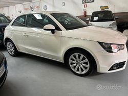 Bianco Usata 2010 Audi A1 Ambition Tre volumi | 7690 € (Cara)