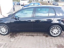 Nero Usata 2010 VW Golf VI Tre volumi | 6000 € (Buon prezzo)