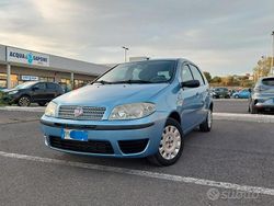 Usata 2009 Fiat Punto Due volumi | 2300 € (Buon prezzo)