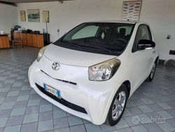 Bianco Usata 2009 Toyota iQ Sol Due volumi | 5990 € (Buon prezzo)