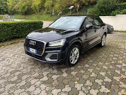 Nero brillante Usata 2016 Audi Q2 Design SUV | 15.900 € (Buon prezzo)