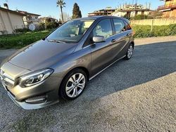 Usata 2019 Mercedes B180 Monovolume | 16.500 € (Cara)