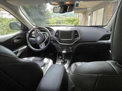 Usata 2018 Jeep Cherokee Limited SUV | 15.200 € (Buon prezzo)