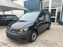 Nero metallizzato Usata 2019 VW Caddy Comfortline Monovolume | 20.900 € (Molto cara)