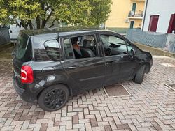 Nero Usata 2012 Renault Grand Modus Monovolume | 2500 € (Cara)