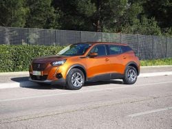 Arancione Usata 2020 Peugeot 2008 Active SUV | 12.990 € (Buon prezzo)