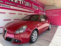 Rosso Usata 2012 Alfa Romeo Giulietta Exclusive Due volumi | 8900 € (Cara)