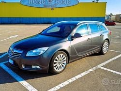 Grigio Usata 2011 Opel Insignia Station wagon | 4500 € (Buon prezzo)