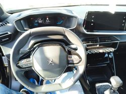 Nero Usata 2023 Peugeot 2008 SUV | 18.000 € (Buon prezzo)