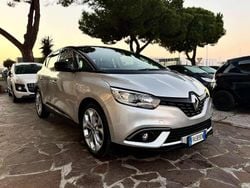 Argento Usata 2018 Renault Scénic IV Zen Monovolume | 11.900 € (Ottimo prezzo)