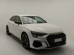 Bianco ibis Usata 2023 Audi A3 Ambiente Due volumi | 29.900 € (Ottimo prezzo)