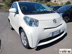 Bianco Usata 2010 Toyota iQ Sol Due volumi | 4500 € (Buon prezzo)