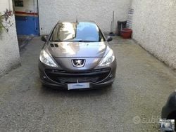 Grigio Usata 2010 Peugeot 206 Due volumi | 3290 € (Buon prezzo)