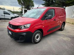 Usata 2020 Peugeot Partner Monovolume | 8900 € (Buon prezzo)
