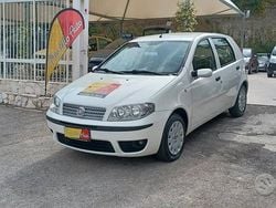 Bianco Usata 2011 Fiat Punto Classica Tre volumi | 2500 € (Super prezzo)