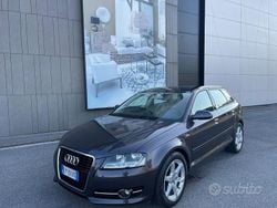 Grigio Usata 2012 Audi A3 Attraction Tre volumi | 5300 € (Ottimo prezzo)
