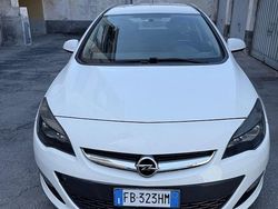 Bianco Usata 2015 Opel Astra Station wagon | 6900 €