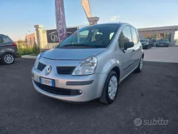 Usata 2007 Renault Modus Dynamique Monovolume | 2990 € (Buon prezzo)