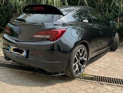 Nero Usata 2014 Opel Astra OPC | 16.000 €