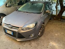 Grigio Usata 2012 Ford Focus Titanium Tre volumi | 3900 € (Super prezzo)
