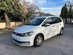 Bianco Usata 2016 VW Touran Trendline Monovolume | 10.900 € (Buon prezzo)