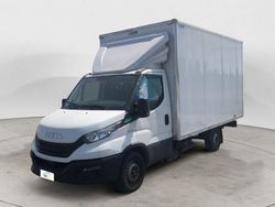 Bianco Usata 2023 Iveco Daily | 28.900 € (Cara)