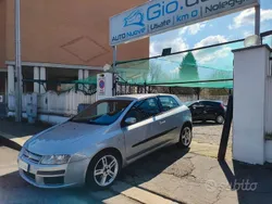 Argento Usata 2006 Fiat Stilo Tre volumi | 1300 € (Buon prezzo)