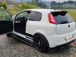 Bianco Usata 2008 Abarth Grande Punto Due volumi | 11.000 € (Buon prezzo)