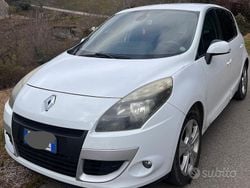 Bianco Usata 2010 Renault Scénic III XMOD Monovolume | 2300 € (Ottimo prezzo)