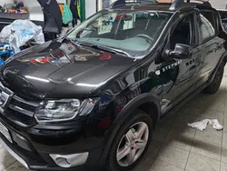 Usata 2013 Dacia Sandero Prestige Due volumi | 7000 € (Cara)