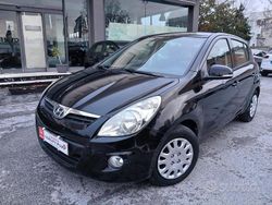 Nero Usata 2010 Hyundai i20 Comfort Tre volumi | 3550 € (Buon prezzo)