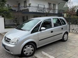 Grigio Usata 2005 Opel Meriva Enjoy Monovolume | 1500 € (Ottimo prezzo)