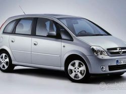 Grigio Usata 2006 Opel Meriva Monovolume | 1000 € (Ottimo prezzo)