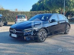 Nero Usata 2023 Mercedes A180 Advanced Due volumi | 26.700 € (Ottimo prezzo)