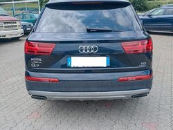 Blu Usata 2015 Audi Q7 SUV | 27.000 € (Molto cara)