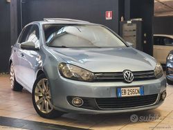 Blu/azzurro Usata 2010 VW Golf VI Highline Tre volumi | 5990 € (Buon prezzo)